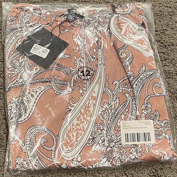 ASOS Parisian Petite paisley print dress NWT - Picture 4 of 5